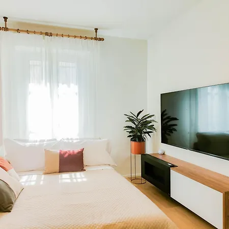 Riviera Mon Amour Bnb , Alloggio A 150 Mt Dal Mare Lejlighed